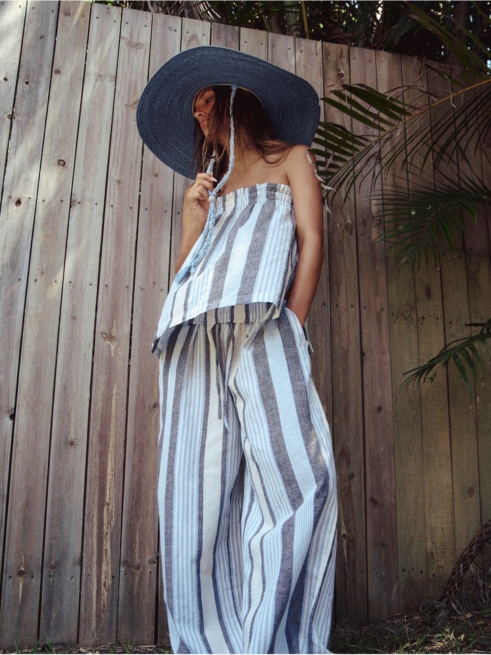 Striped Wide-Leg Linen Pants in Blue and White